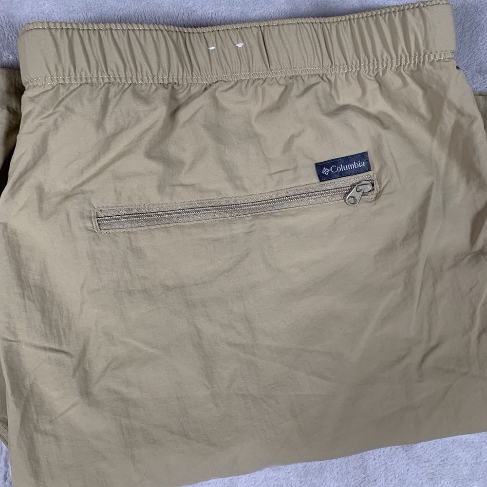 Columbia Shorts Mens 2XL Beige Belted Lined Outdoors Hiking Camp Fishing Nylon